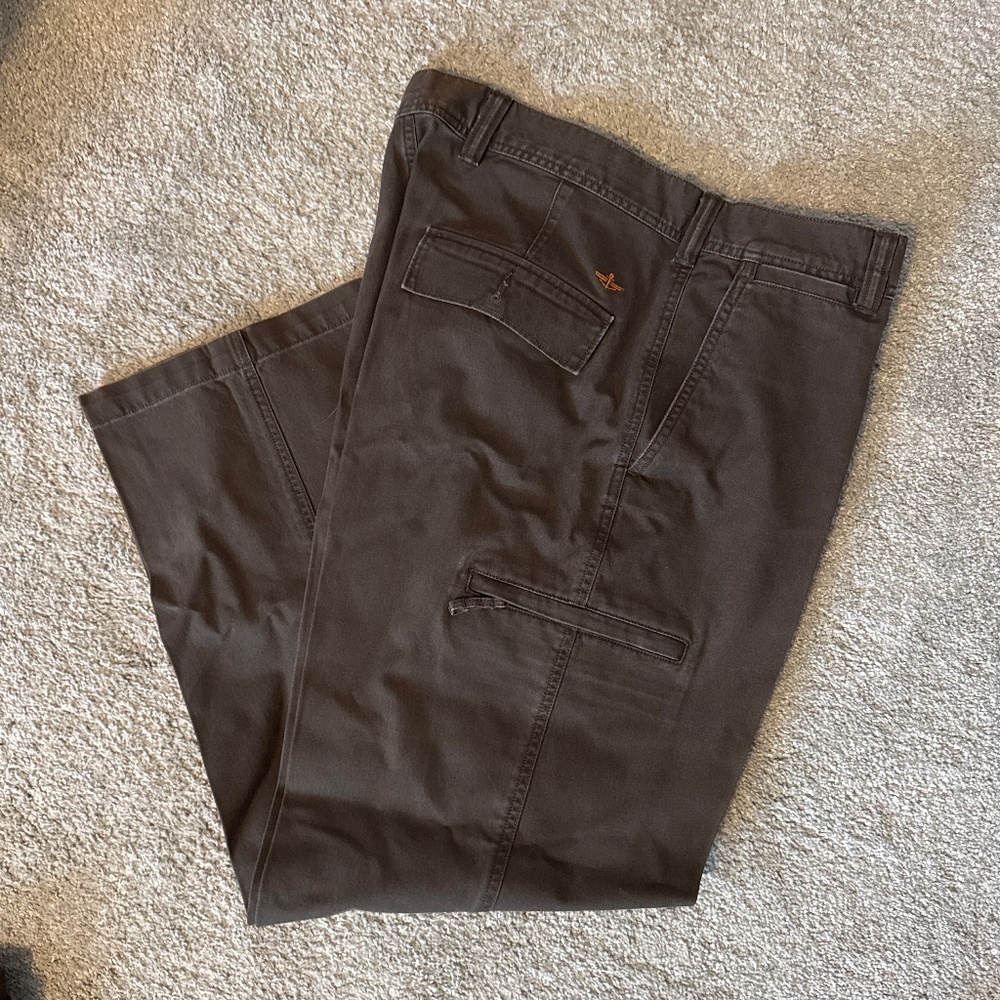 Dockers crossover cargo